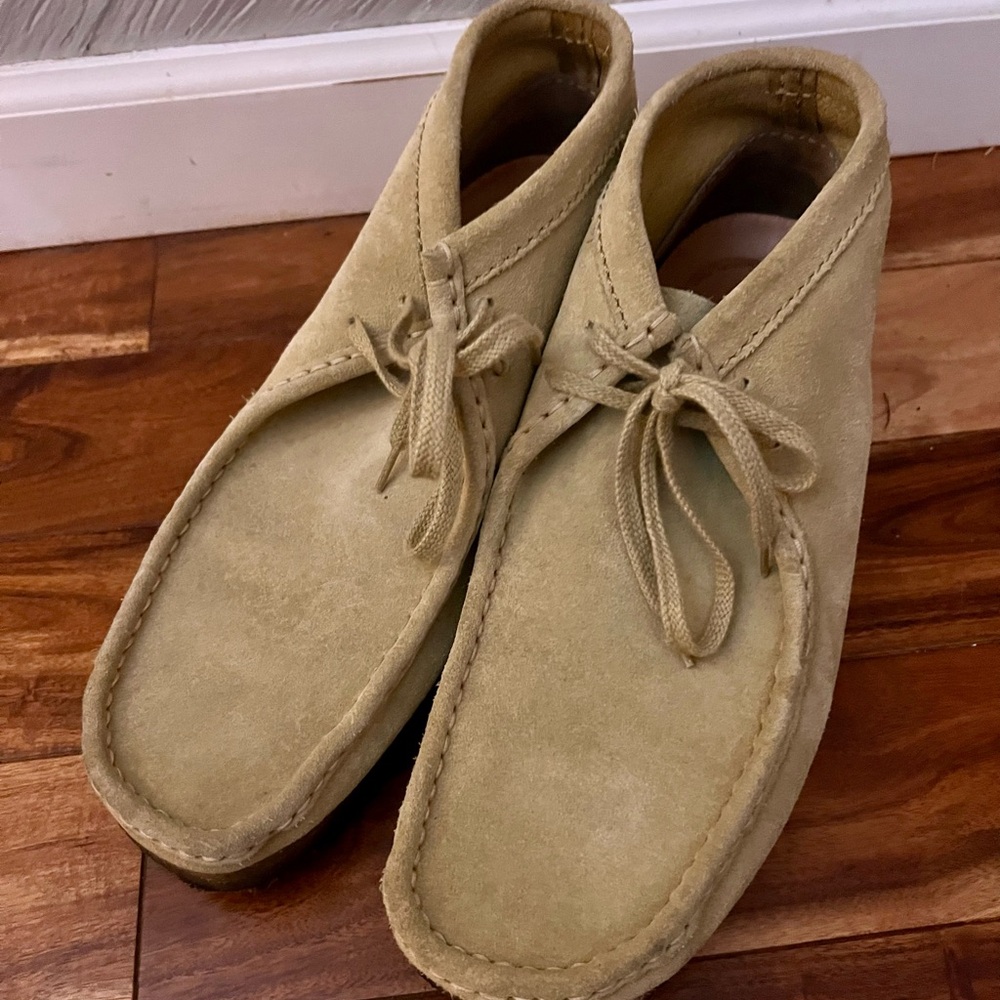 Men's Tan Suede Shoes By Clark’s Originals Wallabee sz 12